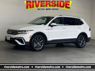 Used 2022 Volkswagen Tiguan SE image 1