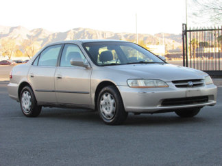 Used 2000 Honda Accord LX image 1