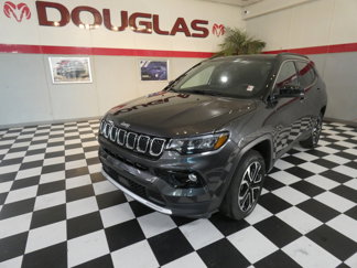 Used 2023 Jeep Compass Limited image 1