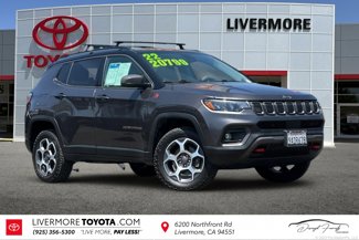Used 2022 Jeep Compass Trailhawk image 1