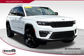 Certified 2023 Jeep Grand Cherokee Limited w/ Black Appearance Package image 1