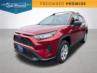 Used 2019 Toyota RAV4 LE image 1