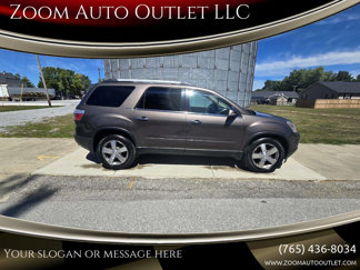 Used 2011 GMC Acadia SLT image 1