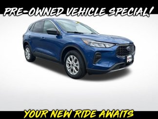 Used 2023 Ford Escape Active image 1