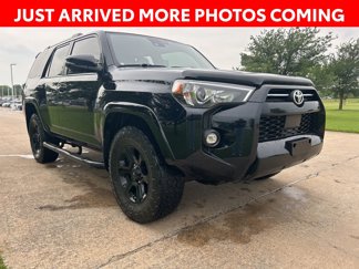 Used 2021 Toyota 4Runner SR5 Premium image 1