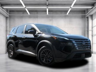 Used 2024 Nissan Rogue S image 1