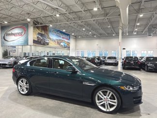 Used 2017 Jaguar XE Premium image 1