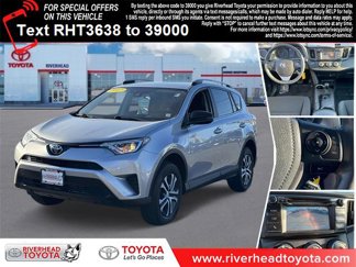 Used 2017 Toyota RAV4 LE image 1