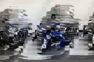 Certified 2025 Audi Q3 2.0T Premium Plus w/ Premium Plus Package image 1