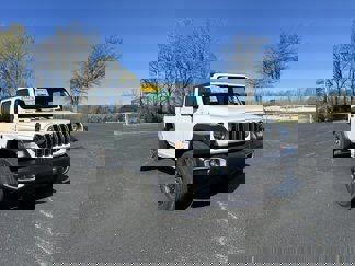 New 2025 Jeep Gladiator Sport image 1