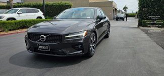Used 2025 Volvo S60 B5 Core image 1