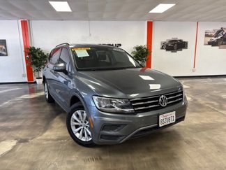 Used 2020 Volkswagen Tiguan S image 1