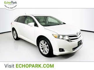 Used 2015 Toyota Venza LE image 1