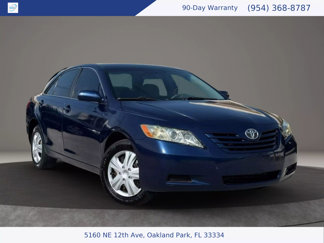 Used 2009 Toyota Camry LE image 1