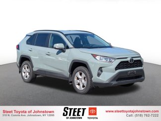 Used 2021 Toyota RAV4 XLE image 1