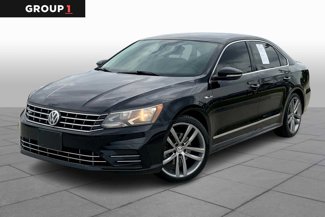 Used 2017 Volkswagen Passat 1.8T R-Line image 1
