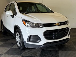 Used 2017 Chevrolet Trax LS image 1