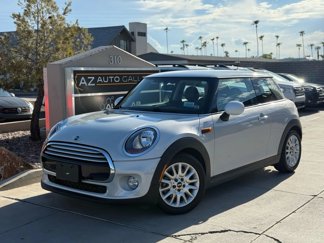 Used 2014 MINI Cooper 2-Door Hardtop image 1