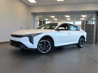 New 2025 Kia K4 EX image 1