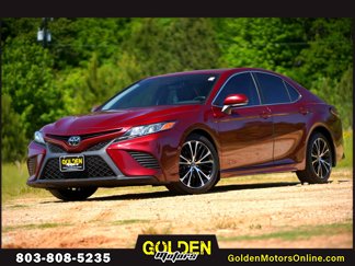Used 2018 Toyota Camry SE image 1