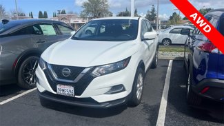 Used 2021 Nissan Rogue Sport S image 1