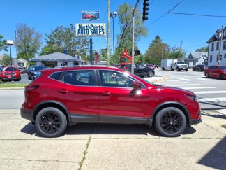 Used 2022 Nissan Rogue Sport SV image 1