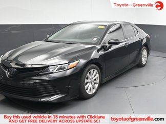 Certified 2020 Toyota Camry LE image 1