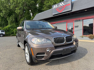 Used 2011 BMW X5 xDrive35i image 1