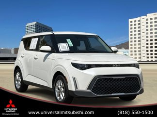 Used 2023 Kia Soul LX w/ Option Group 015 image 1
