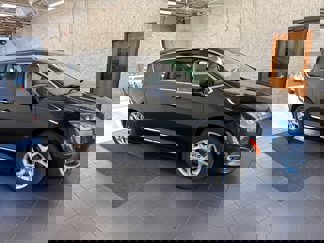 Used 2018 Chrysler Pacifica Touring-L Plus w/ Tire & Wheel Group image 1