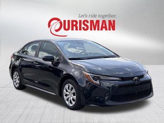 Used 2022 Toyota Corolla LE image 1