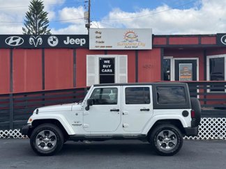 Used 2016 Jeep Wrangler Unlimited Sahara w/ Connectivity Group image 1