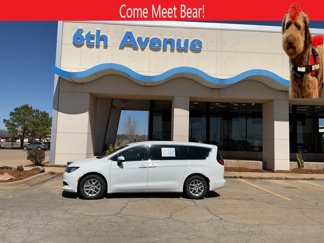 Used 2023 Chrysler Voyager LX image 1