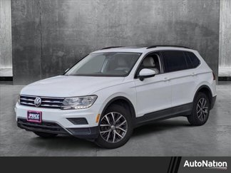 Used 2019 Volkswagen Tiguan SE w/ Panoramic Sunroof Package image 1