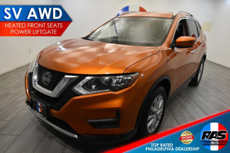 Used 2019 Nissan Rogue SV image 1
