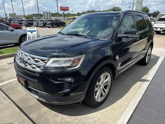 Used 2018 Ford Explorer XLT w/ Equipment Group 202A image 1
