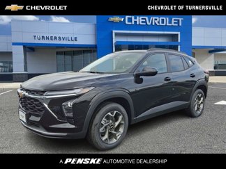 New 2025 Chevrolet Trax LT image 1