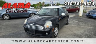 Used 2010 MINI Cooper Hardtop image 1