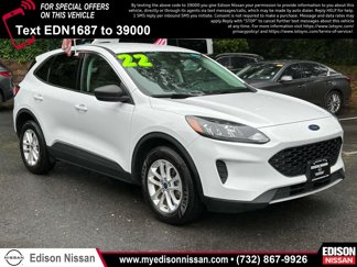 Used 2022 Ford Escape SE image 1