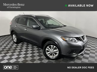 Used 2016 Nissan Rogue SV image 1