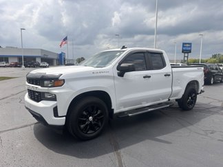 Used 2019 Chevrolet Silverado 1500 Custom w/ Custom Value Package image 1