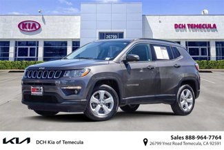 Used 2018 Jeep Compass Latitude w/ Popular Equipment Group image 1