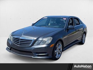 Used 2013 Mercedes-Benz E 350 4MATIC Sedan image 1
