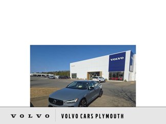 Used 2022 Volvo S60 B5 Momentum w/ Premium Package image 1