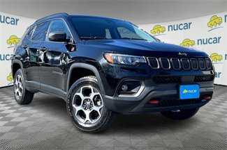 Used 2022 Jeep Compass Trailhawk image 1