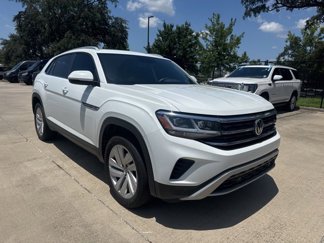 Used 2022 Volkswagen Atlas Cross Sport SE image 1