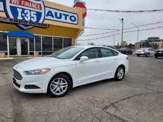 Used 2016 Ford Fusion SE image 1