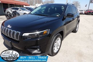 Used 2019 Jeep Cherokee Latitude w/ Popular Appearance Group image 1