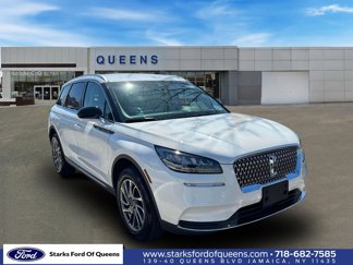 Used 2022 Lincoln Corsair AWD w/ Equipment Group 101A image 1