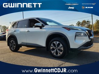 Used 2021 Nissan Rogue SV image 1